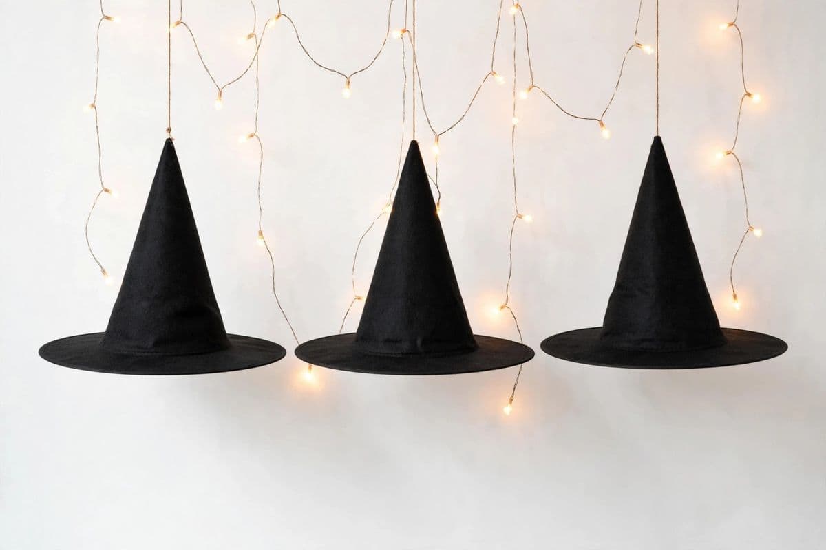 WitchHat Floating Hat Lights (3-Pack) — product photo
